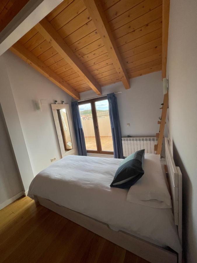 Atico En La Antigua Casa De Correos Apartment Molina de Aragon Bagian luar foto